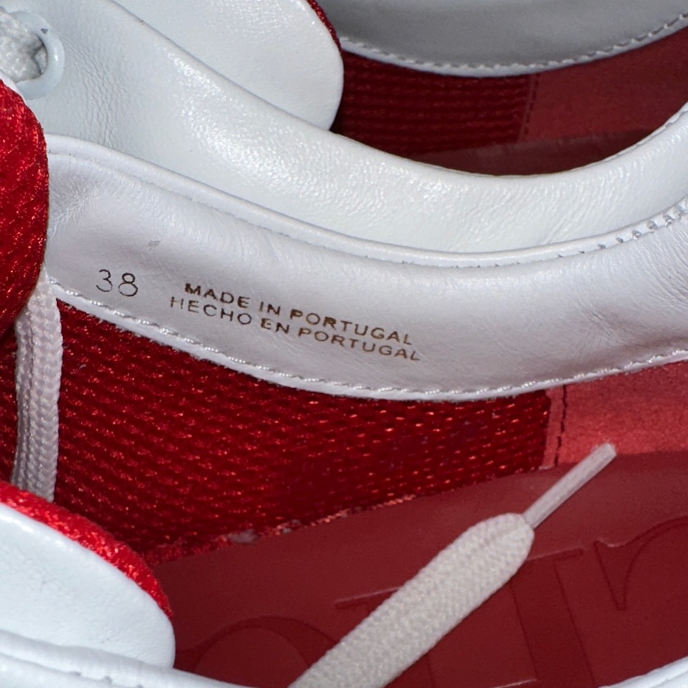 Carolina Herrera White Low-Top Sneakers with Red Heel Detail - Picture 9 of 15